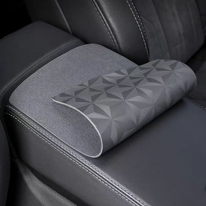 Center control armrest pad for Avatr