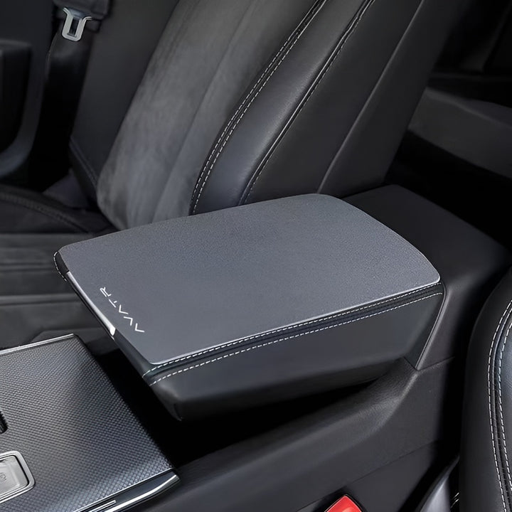 Center control armrest pad for Avatr