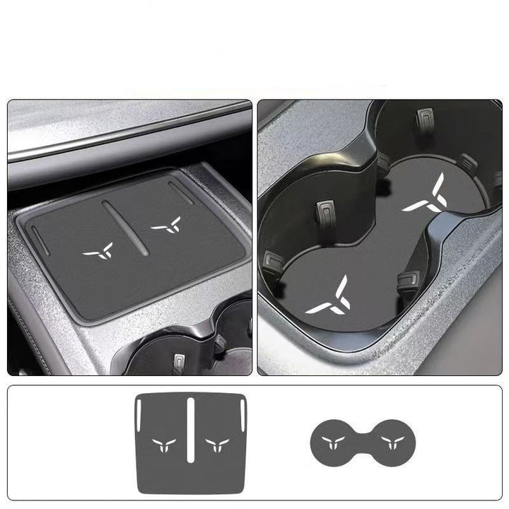 Center console anti-slip mat for Hongqi Ehs7