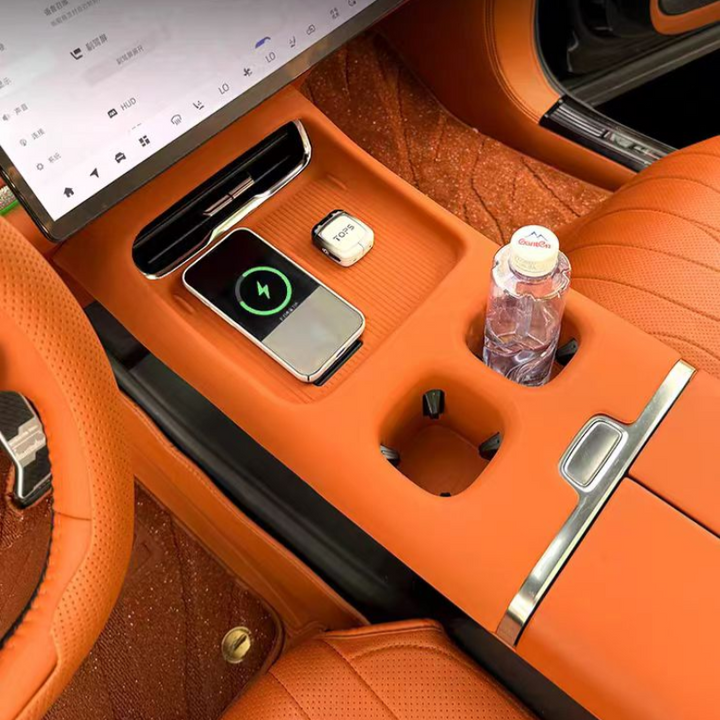 Center console cover for Nevo Q07