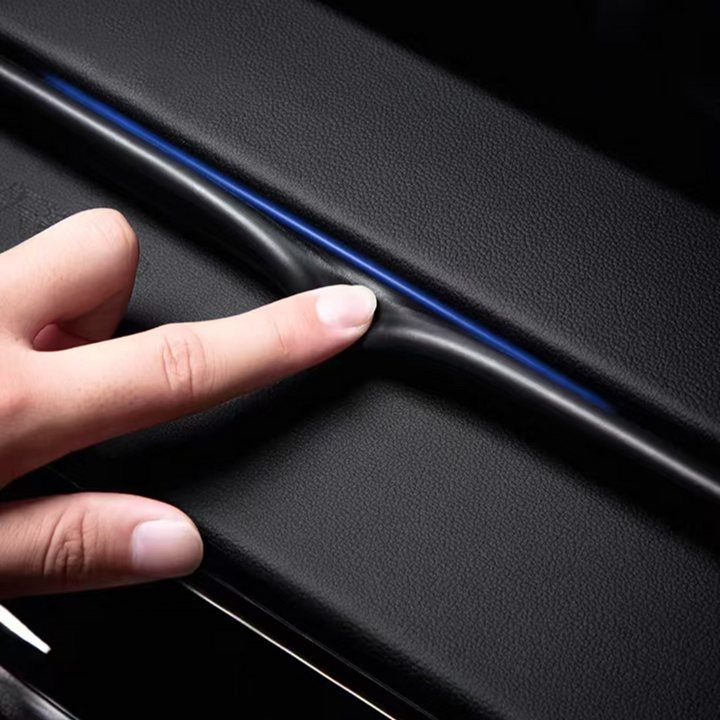 Door sill protector for Hongqi EH7