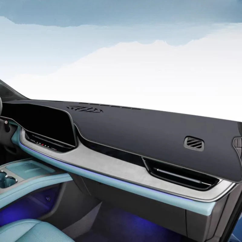 Dashboard sun pad for Hongqi EHS5