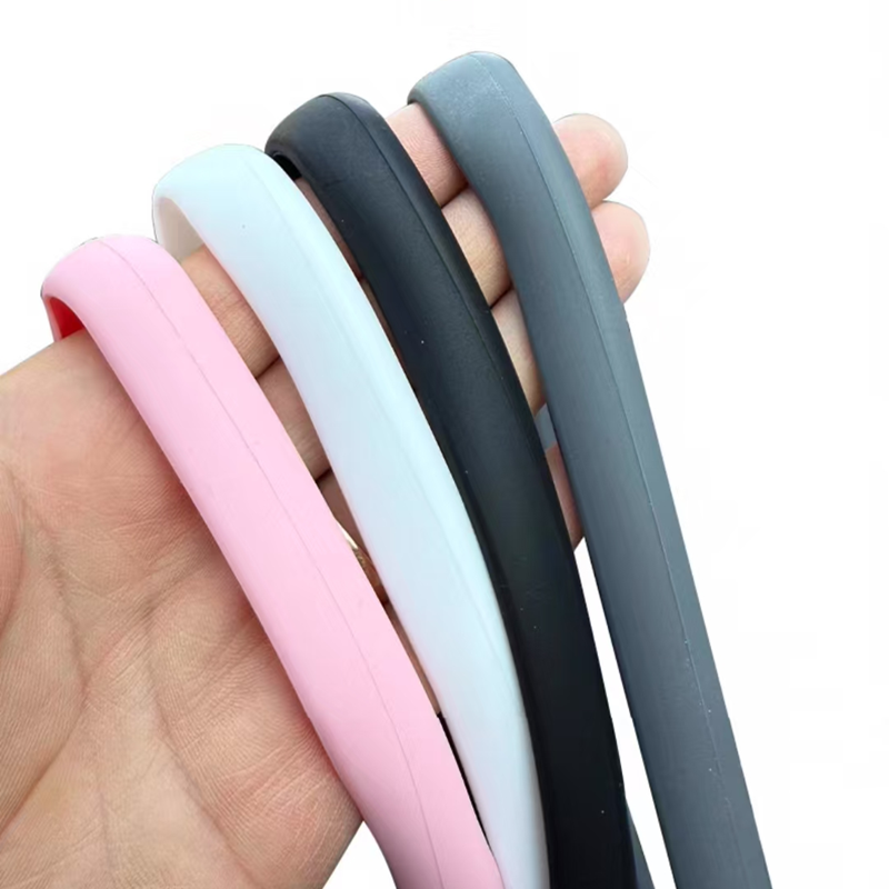 Center Screen Silicone Cover for AION V