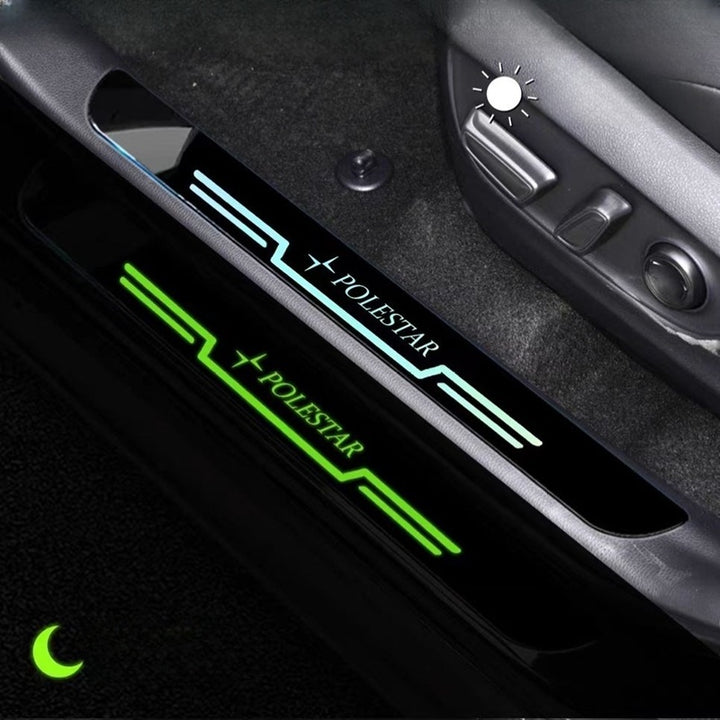 Luminous welcome door sill strip for Polestar