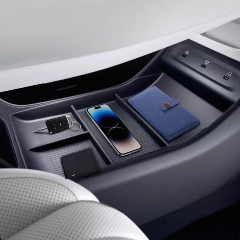 Center armrest storage box for Nevo Q07