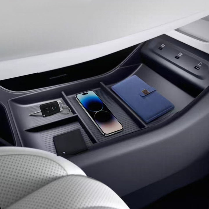 Center armrest storage box for Nevo Q07