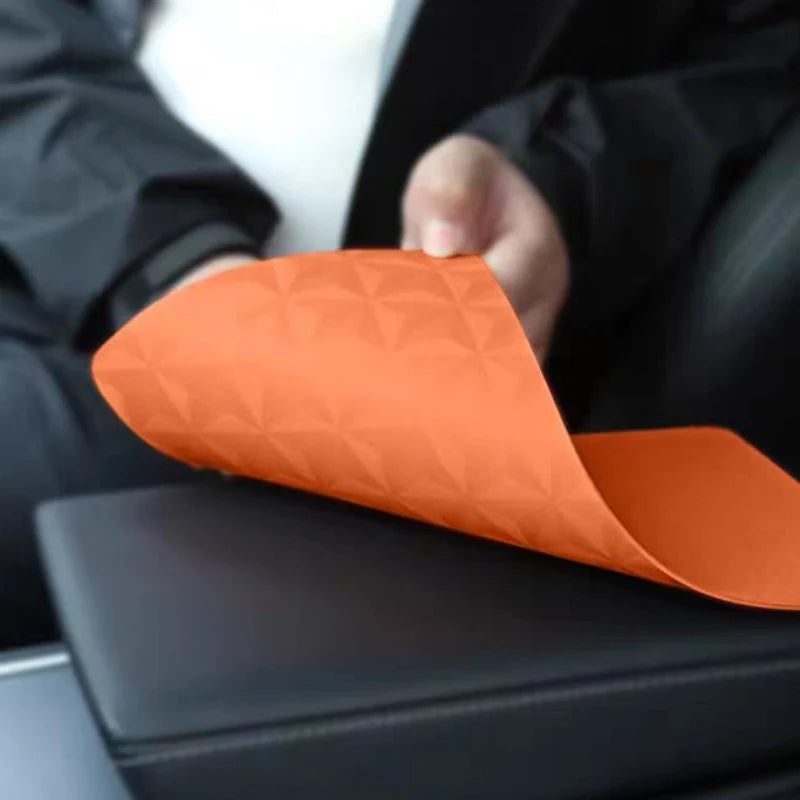 Center control armrest pad for GAC S7