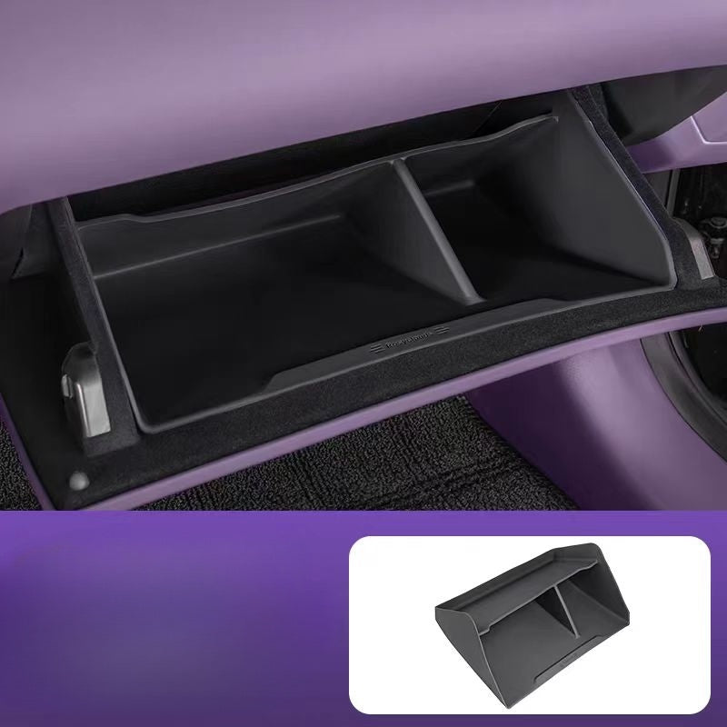 Passenger-side silicone storage compartment for Avatr 12