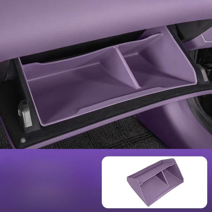Passenger-side silicone storage compartment for Avatr 12