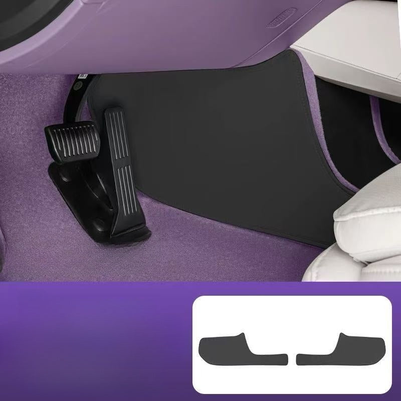 Center console kick panel for Avatr 12