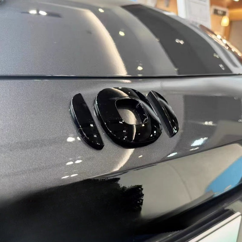 Blacked-out emblem for Nevo E07