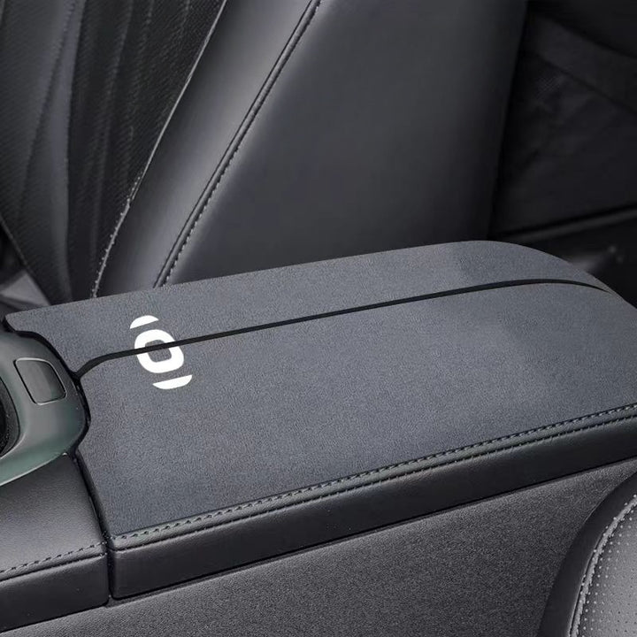 Center control armrest pad for Nevo A07