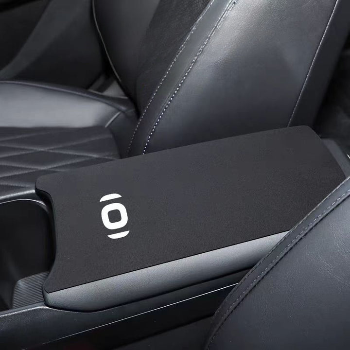 Center control armrest pad for Nevo A05