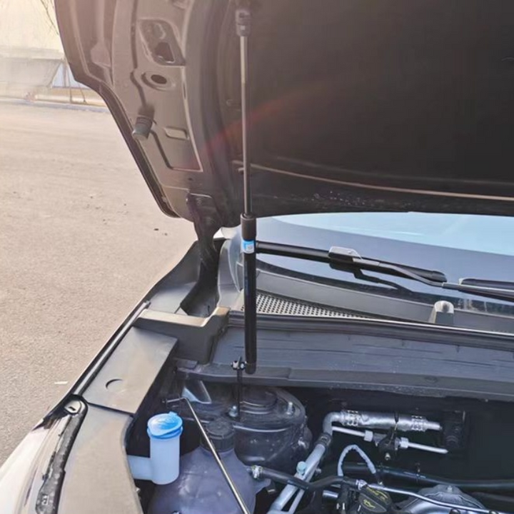 Hydraulic hood strut for Nevo A05