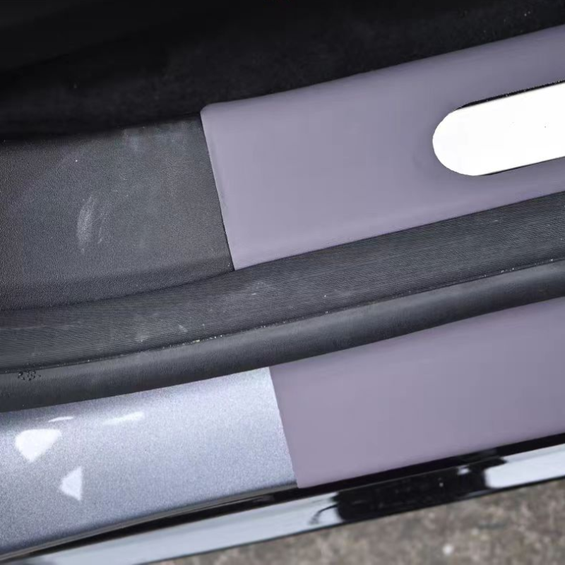 Door sill protector for Avatr 07