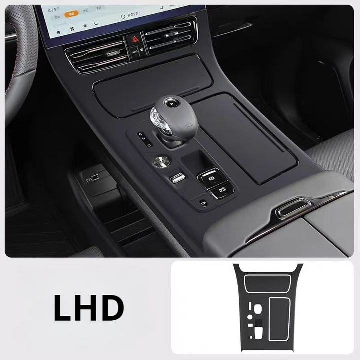 Center console cover for GAC M8