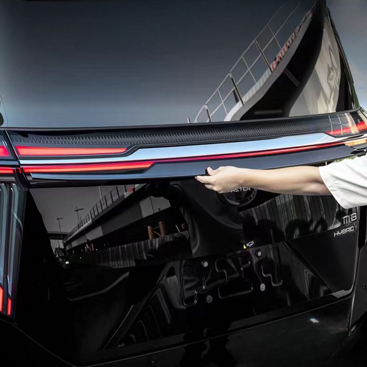 Body blacking trim for GAC M8