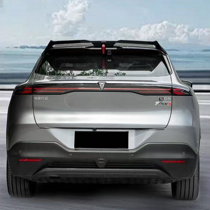 Streamlined rear wing for Deepal S05