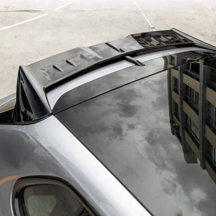 Streamlined rear wing for Deepal S05