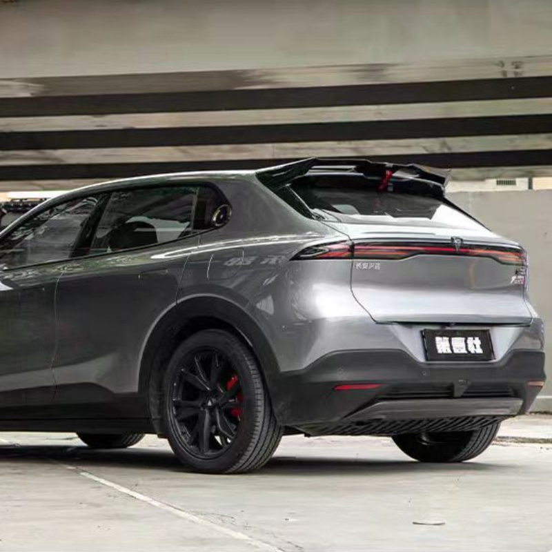 Streamlined rear wing for Deepal S05