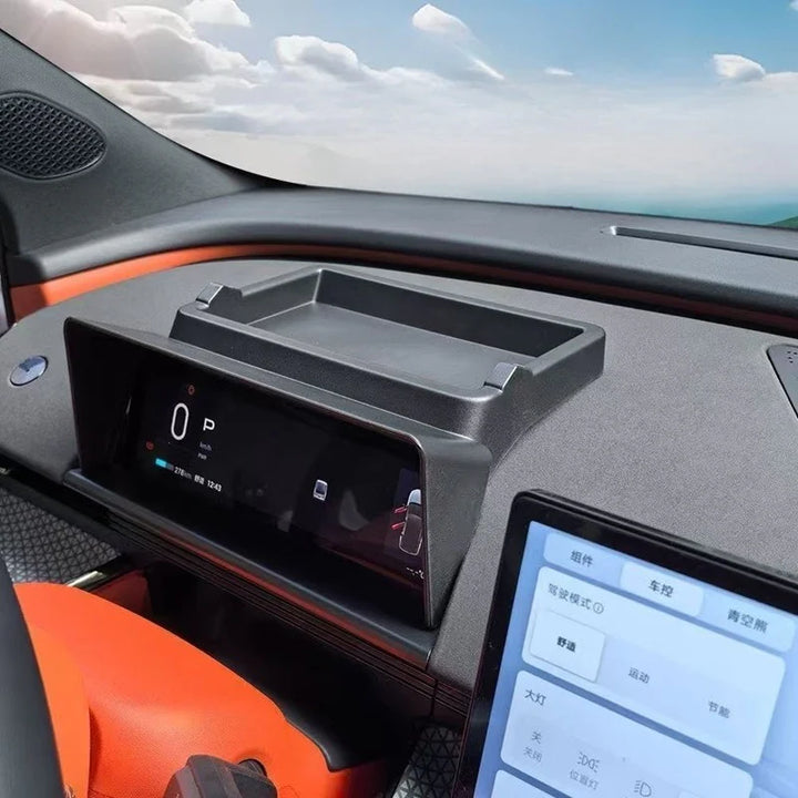 Dashboard sun visor storage panel for Nevo Q05