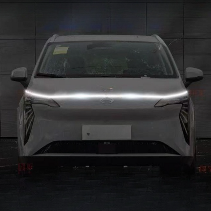 Bonnet-mounted lights for Aion Y