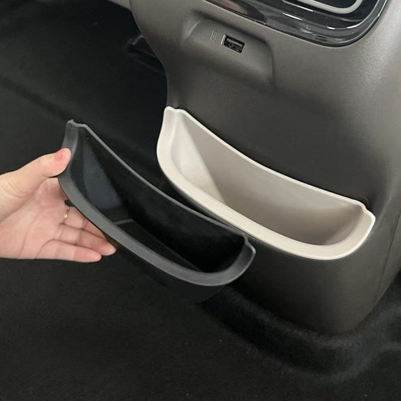 Rear storage compartment for Aion UT