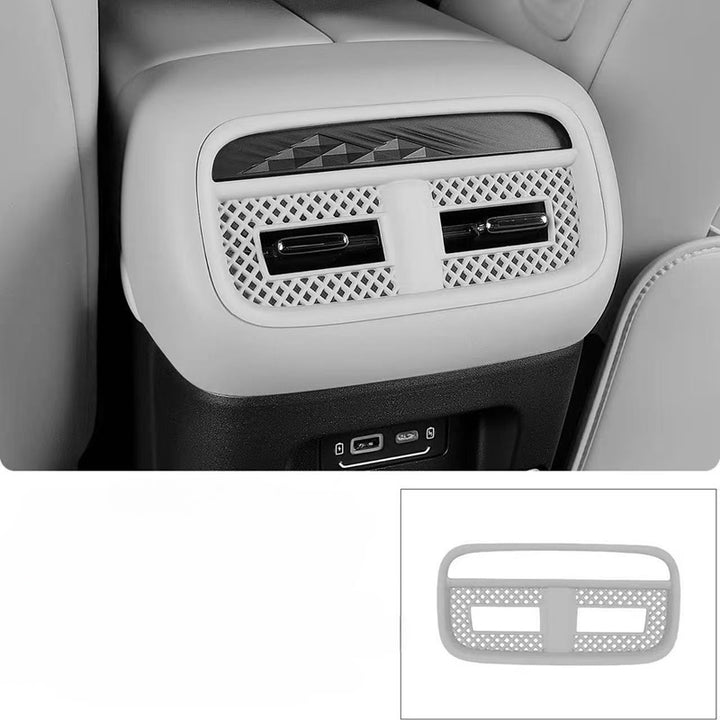Rear air-conditioning vent protector for GAC S7
