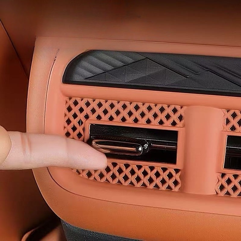 Rear air-conditioning vent protector for GAC S7