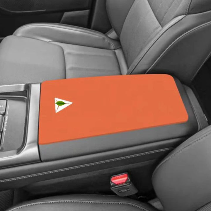 Center control armrest pad for Deepal G318
