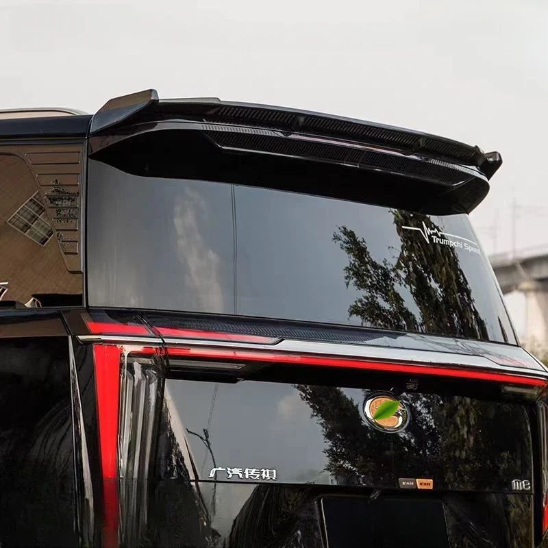 Streamlined rear wing for GAC M8