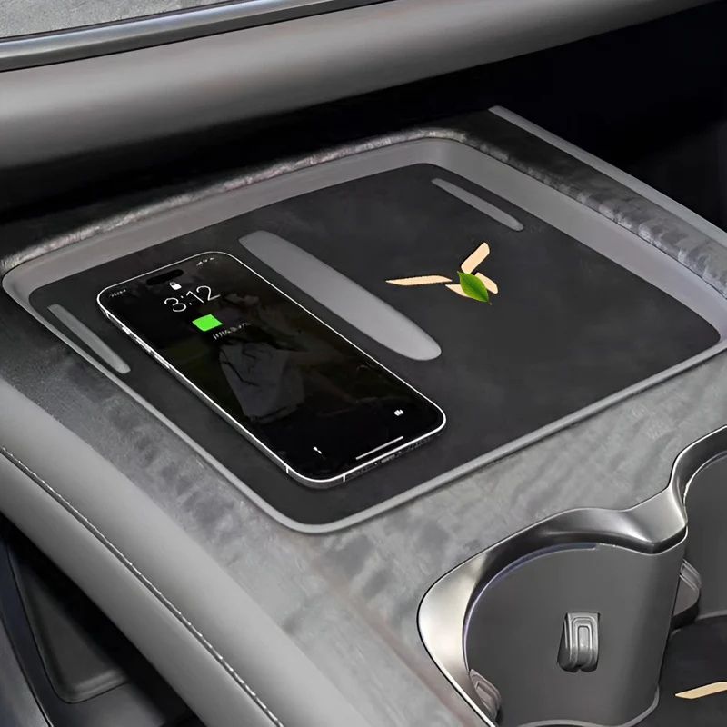 Center console anti-slip mat for Hongqi Ehs7